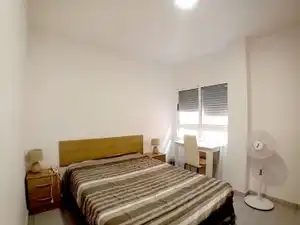 Habitación de Piso de alquiler en Las Palmas de Gran Canaria con Amueblado, Horno y Lavadora