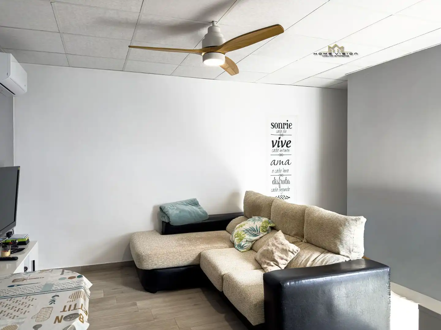 Sala de estar de Casa o chalet en venta en El Puerto de Santa María con Aire acondicionado, Calefacción y Jardín privado