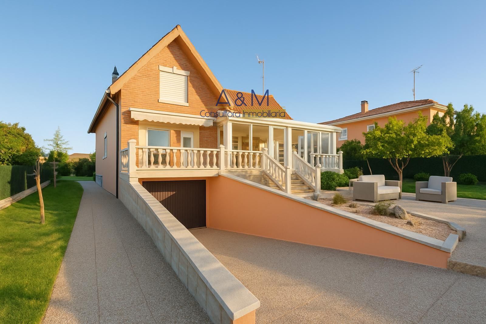 Vista exterior de Casa o xalet en venda en Boecillo amb Calefacció, Jardí privat i Terrassa