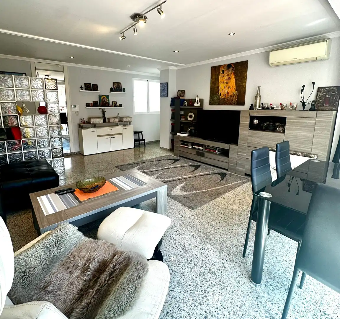 Flat with terrace for sale in Carrer de Godofred Ros, imagen 25