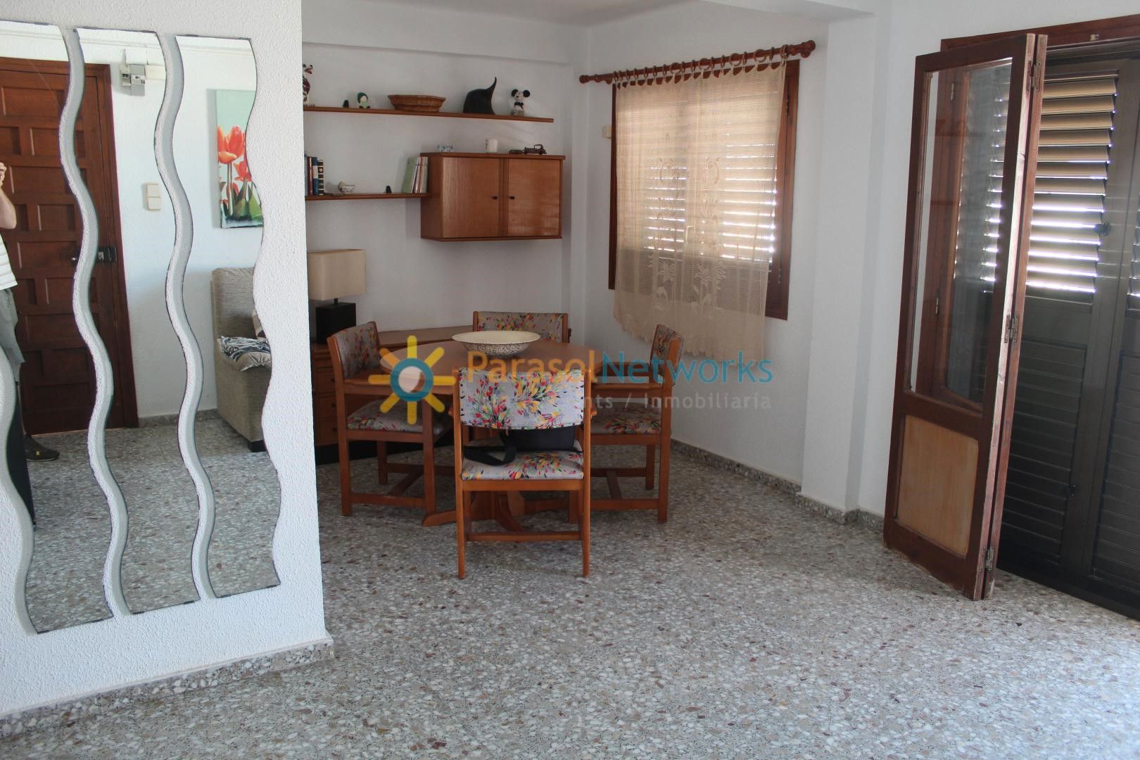 Menjador de Apartament de lloguer en Oliva amb Terrassa, Moblat i Forn