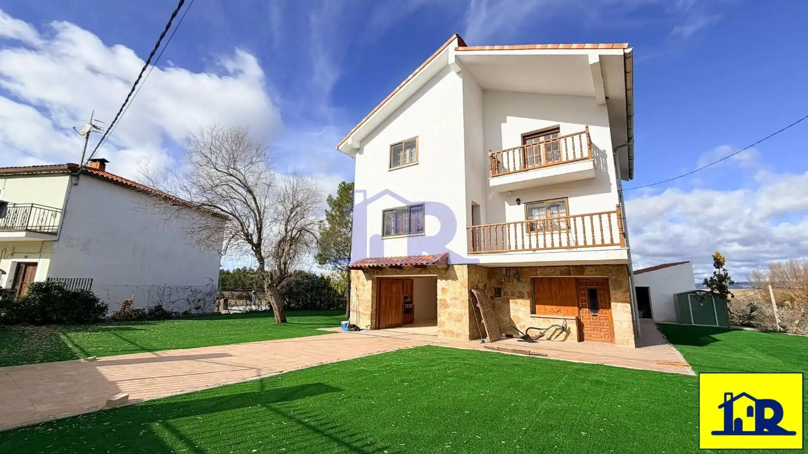 Vista exterior de Casa o chalet en venta en Fuentes con Calefacción, Terraza y Trastero
