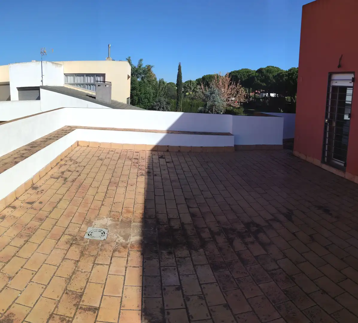 Terraza de Casa o chalet en venta en Bollullos de la Mitación con Aire acondicionado, Jardín privado y Terraza