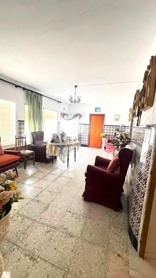 Sala d'estar de Casa o xalet en venda en Valverde de Leganés amb Terrassa