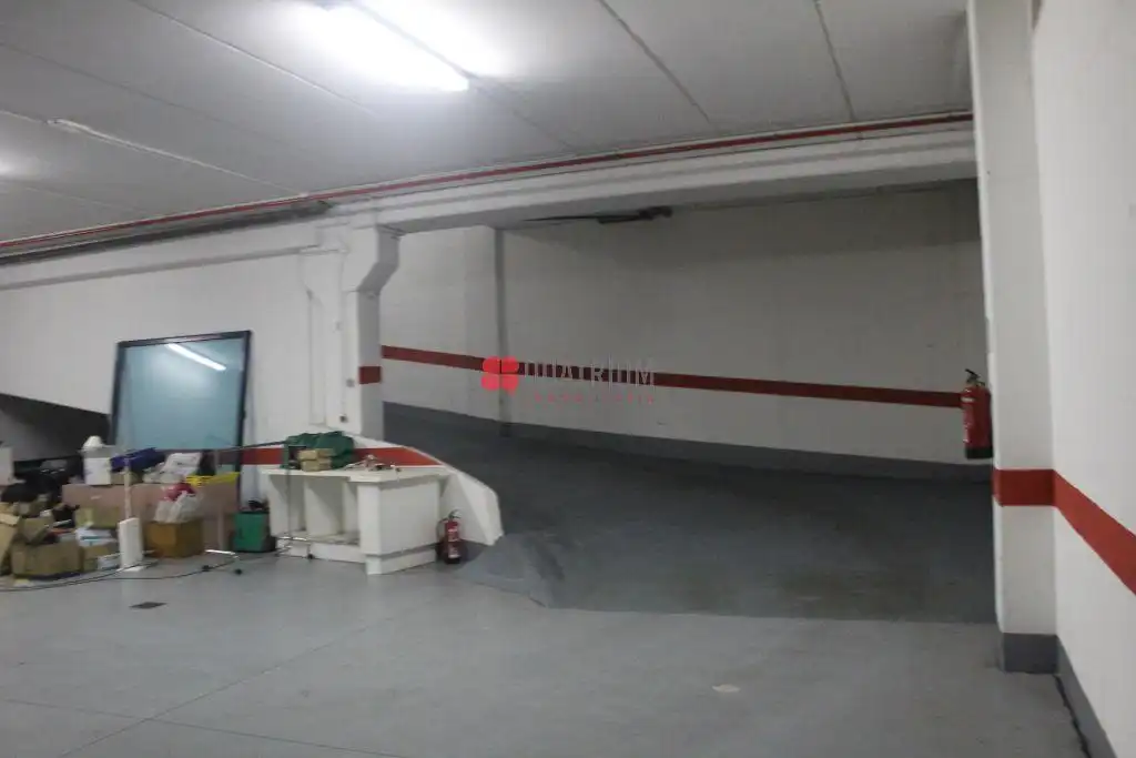 Nau industrial de lloguer a Rúa da República Checa, imagen 5