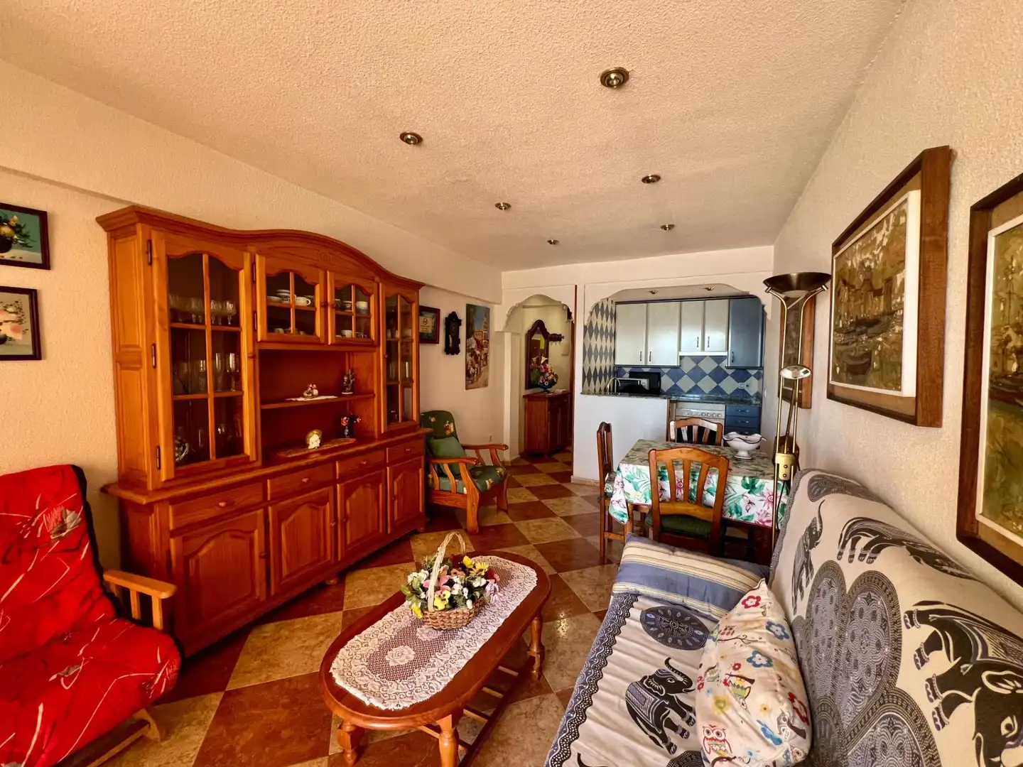 Sala de estar de Piso en venta en Benidorm con Aire acondicionado, Terraza y Amueblado