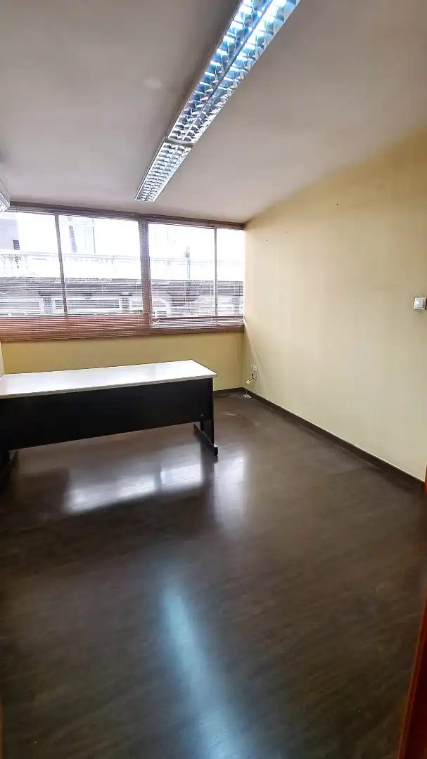 Büro mit Aufzug zur Miete in Carrer de les Garrigues, imagen 17