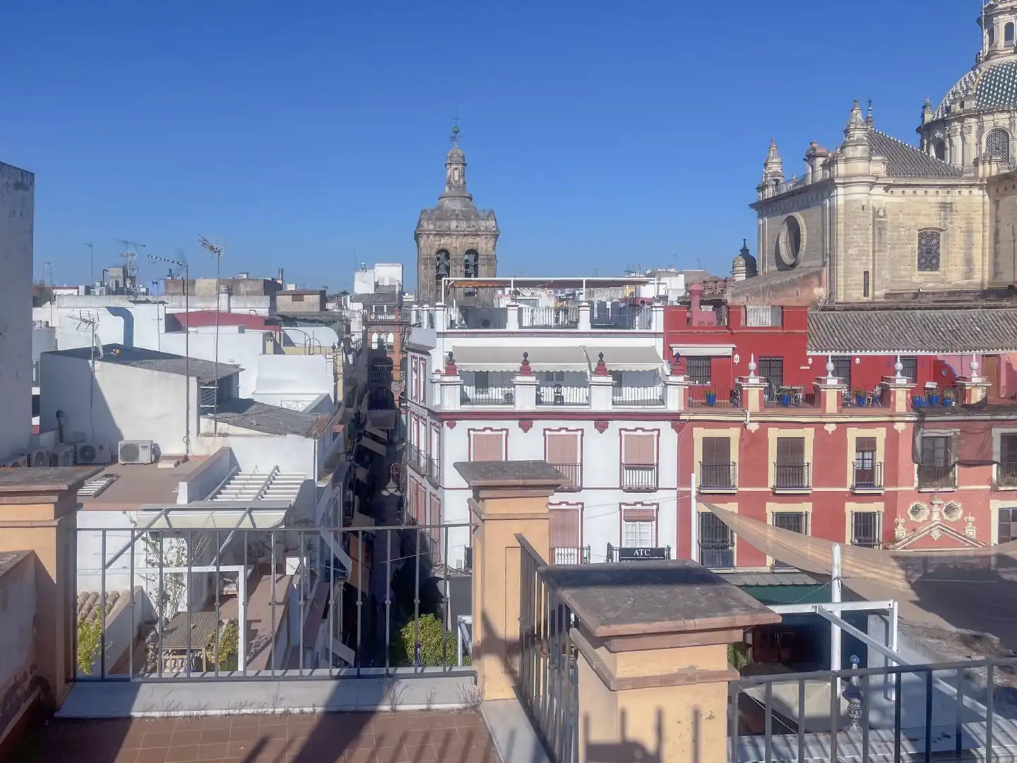 Vista exterior de Pis en venda en Sevilla amb Aire condicionat, Calefacció i Traster