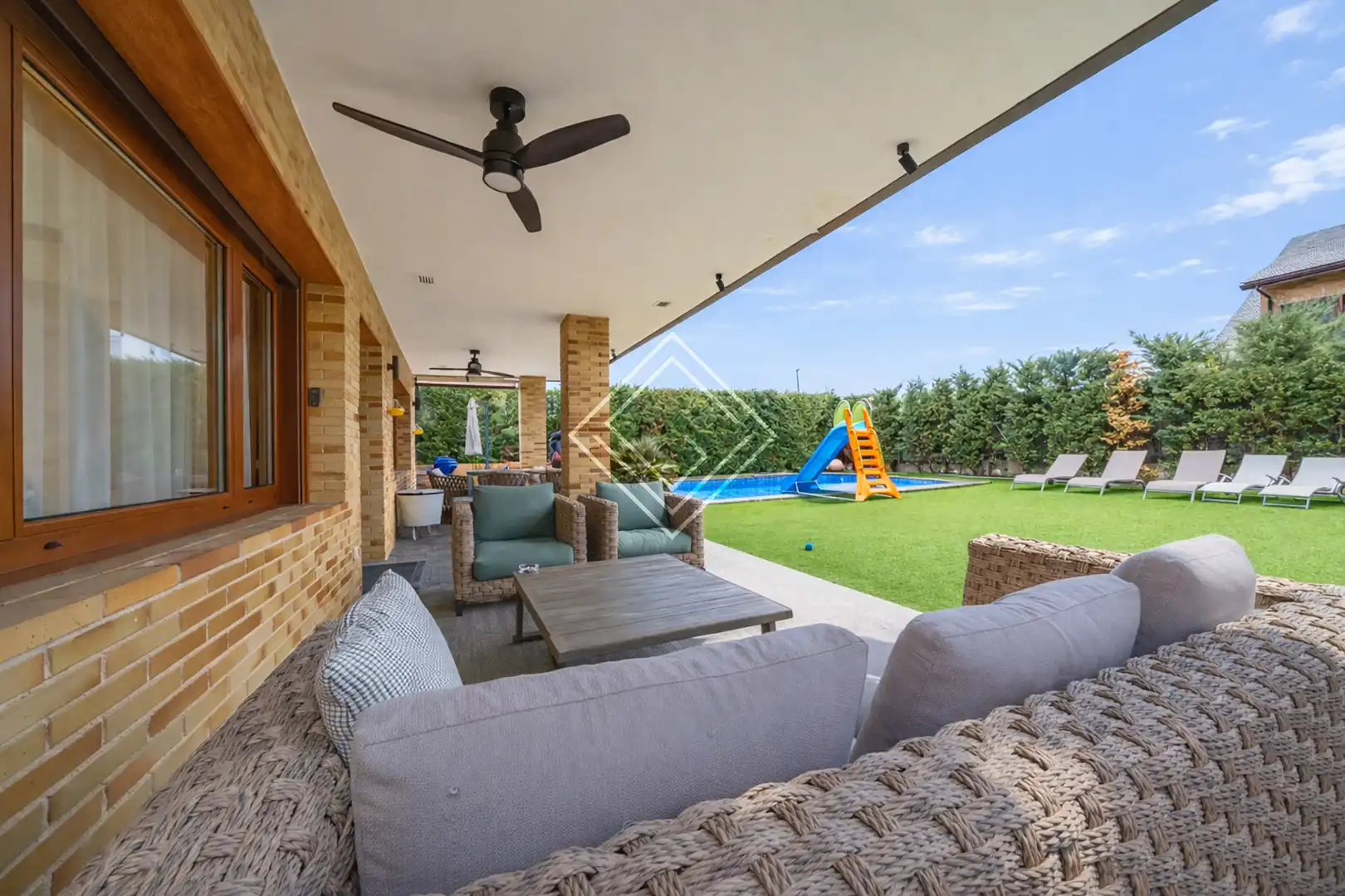 Chalet con piscina en venta en Ciudalcampo, imagen 4