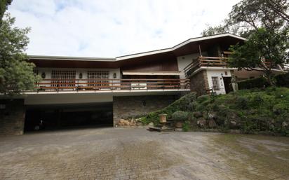 Vista exterior de Casa o xalet en venda en Vallromanes amb Calefacció, Jardí privat i Terrassa