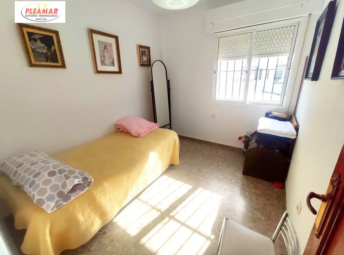 Habitación de Dúplex en venta en Chipiona con Terraza, Trastero y Amueblado