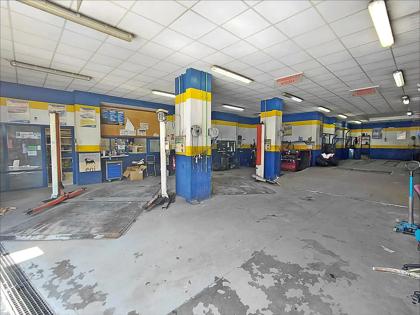 Local comercial en venda a Avenida Avenida Doctor Tourón, imagen 43