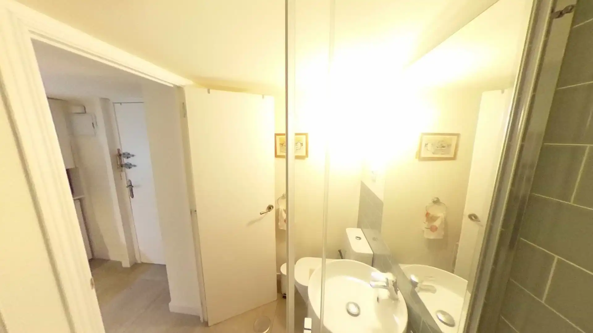 Flat for rent in Calle de Ventura de la Vega, Cortes - Huertas