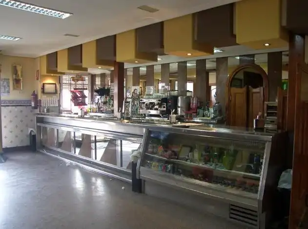 Business premises for sale in Baeza, imagen 2