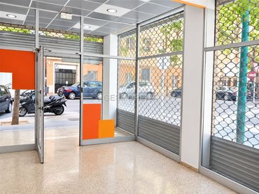 Local comercial en venda a Llevant