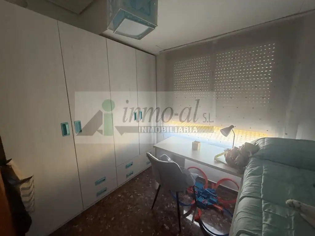 Habitación de Piso en venta en Almazora / Almassora