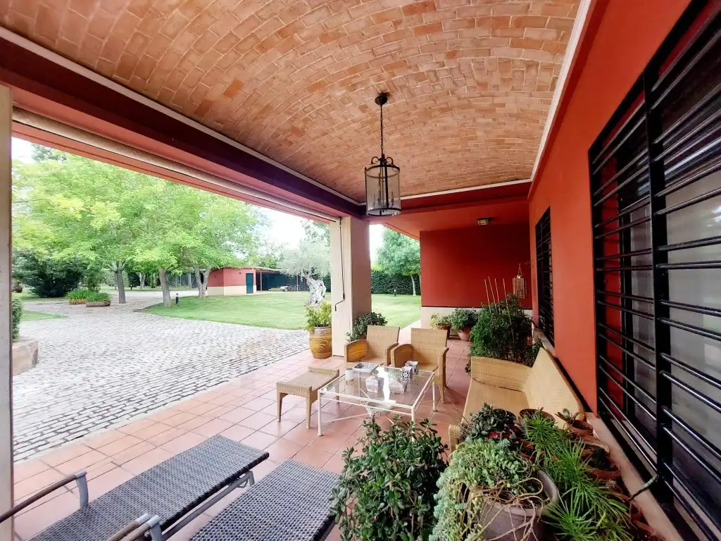 Terrassa de Casa o xalet en venda en Badajoz