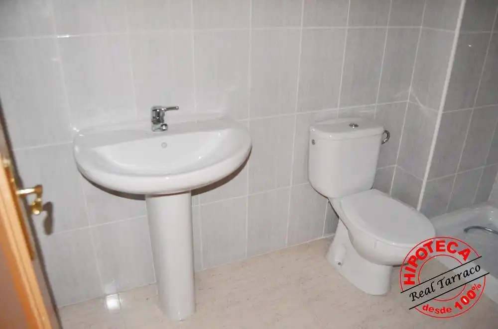Baño de Casa adosada en venta en Calafell con Piscina comunitaria