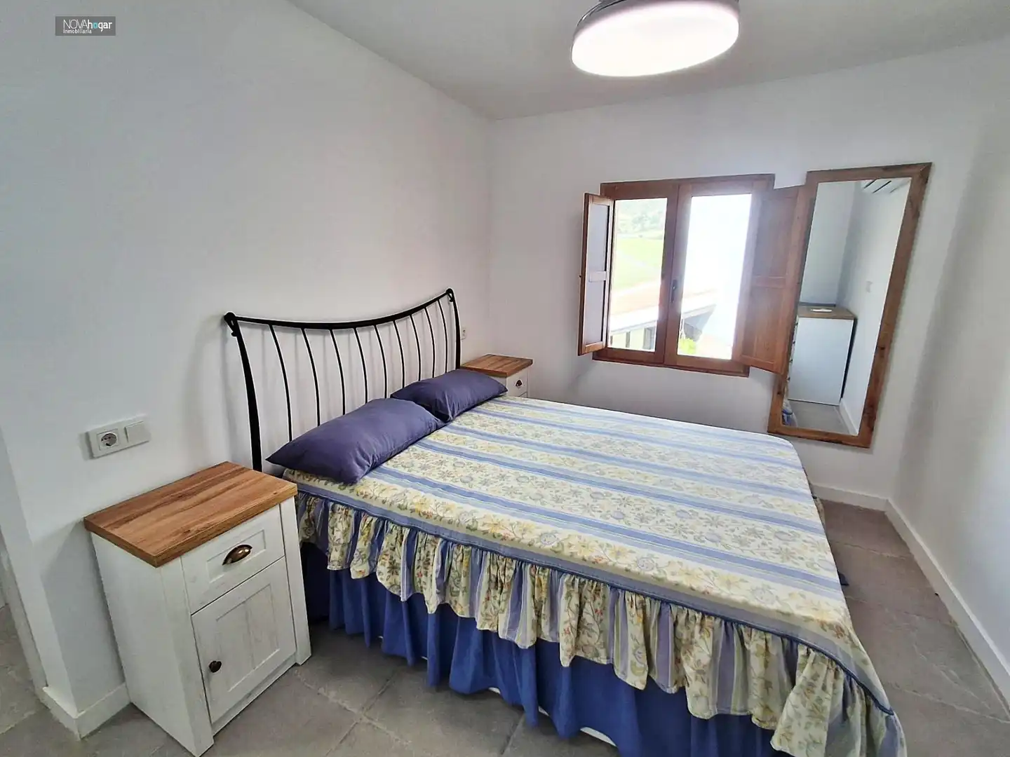 Habitación de Piso de alquiler en Málaga con Aire acondicionado, Calefacción y Jardín privado