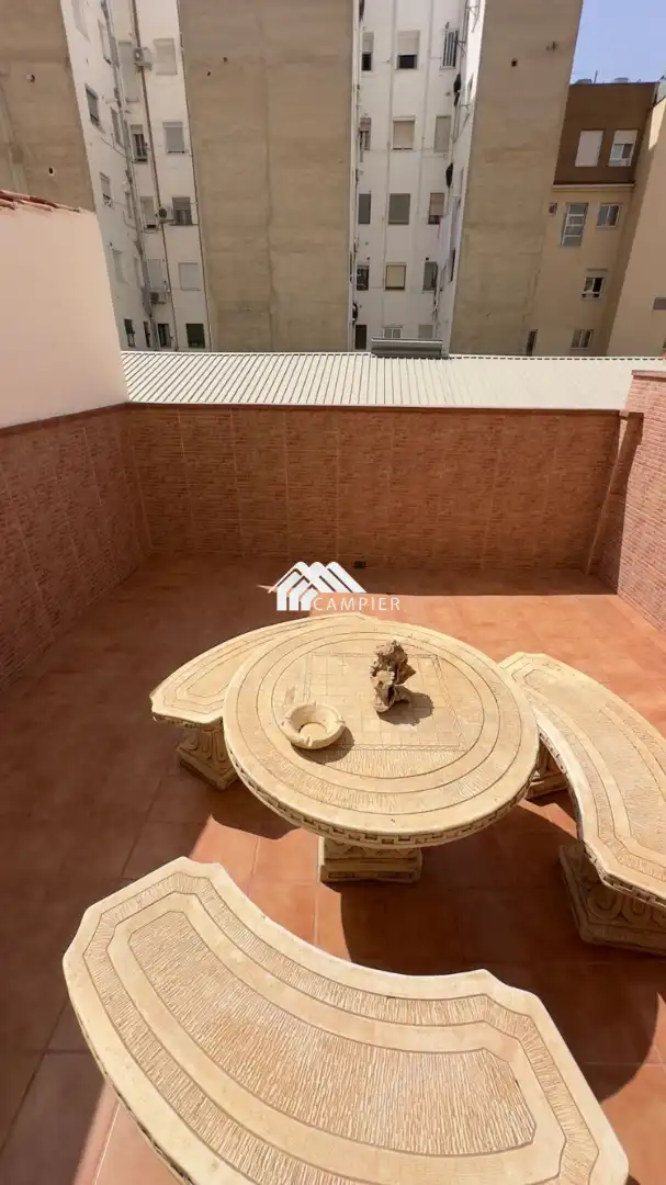 Wohnung mit Terrasse zum Verkauf in Calle Doctor Ferrán, imagen 2