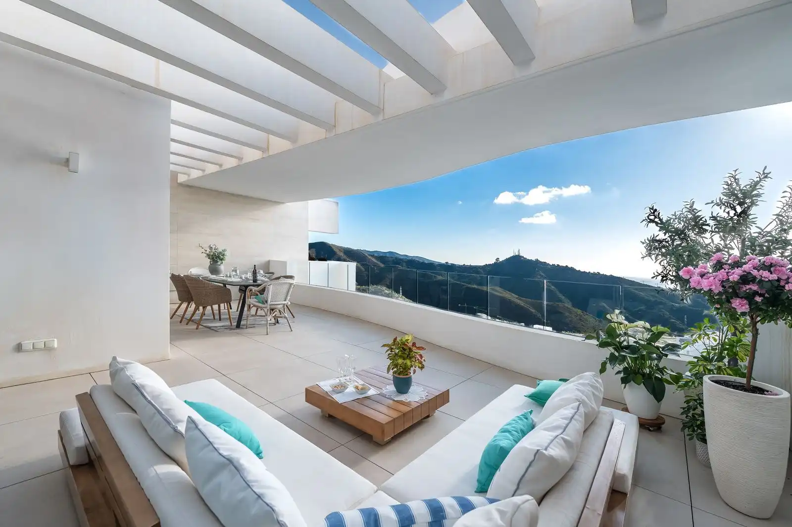 Terrassa de Apartament en venda en Ojén amb Terrassa, Traster i Moblat