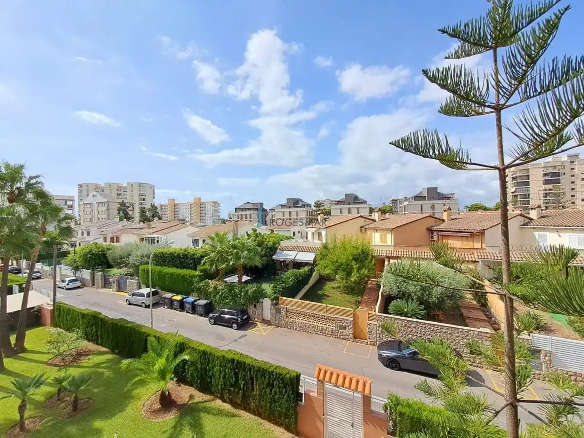 Apartamento con piscina en venta en Carrer Remolins 12, imagen 2
