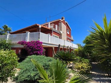 Maison avec piscine à vendre à Las Rotas / Les Rotes