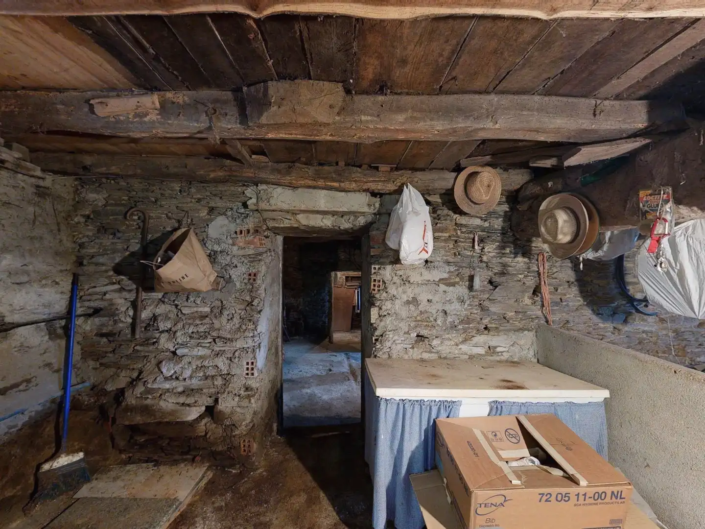 Kitchen of Houses for sale in Trabada  with Storage room