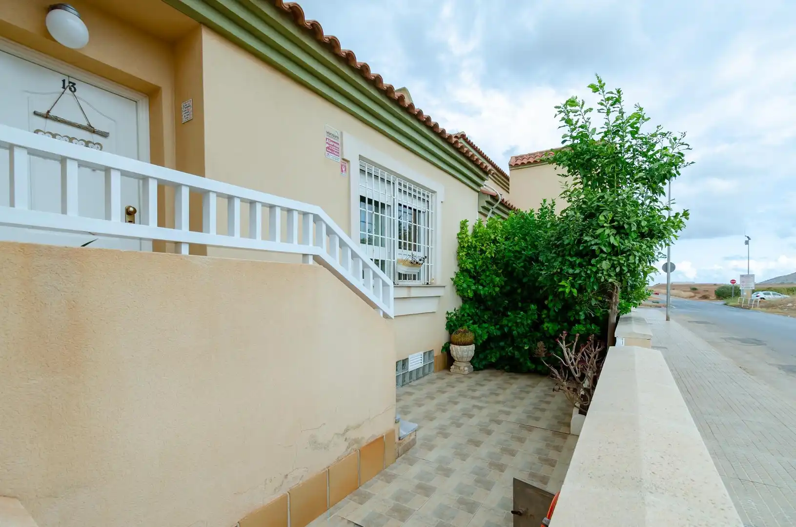 Exterior view of Houses for sale in Cartagena  with Air Conditioner, Terrace and Storage room