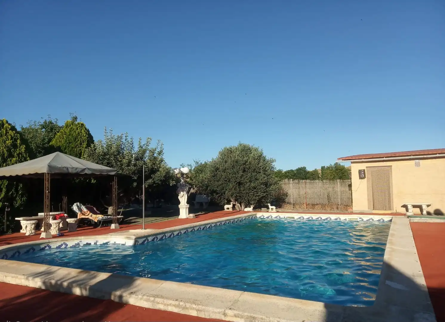 Piscina de Finca rústica en venda en Morata de Tajuña amb Calefacció, Jardí privat i Piscina