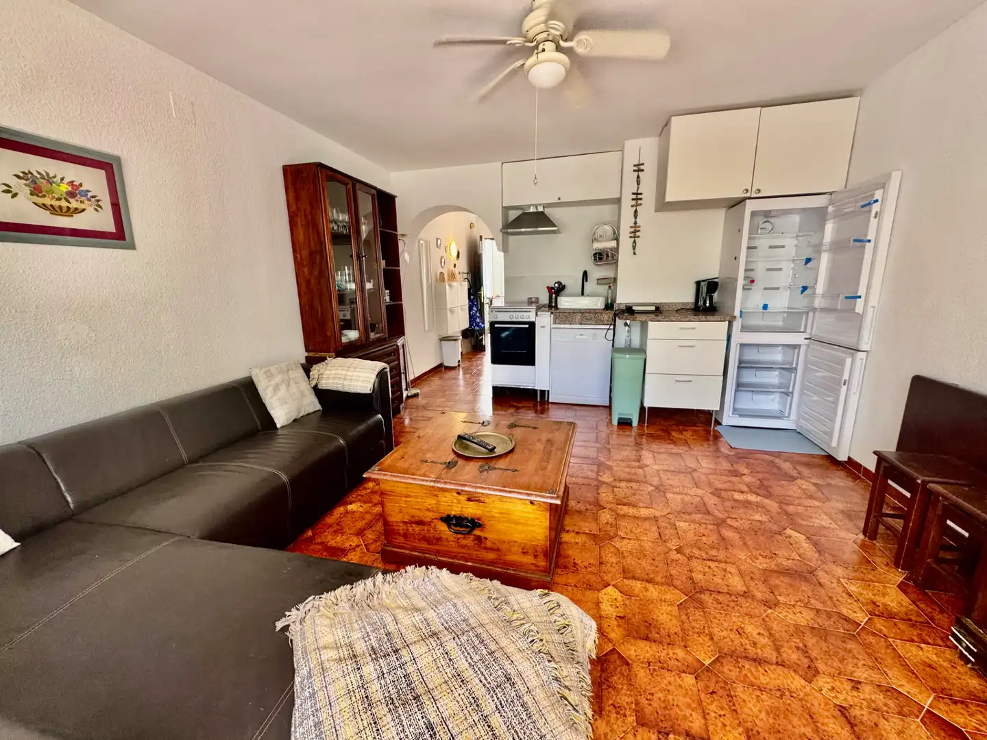Sala de estar de Apartamento de alquiler en Fuengirola con Aire acondicionado, Calefacción y Terraza