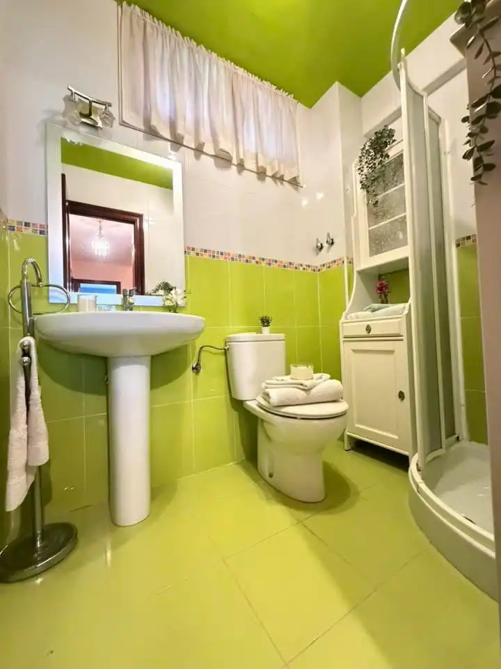 Baño de Dúplex en venta en Corvera de Asturias con Calefacción, Parquet y Trastero