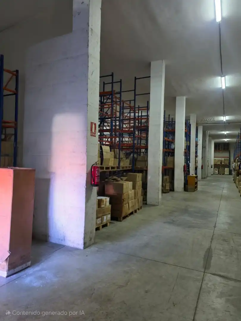 Nave industrial en alquiler en Centro, imagen 2