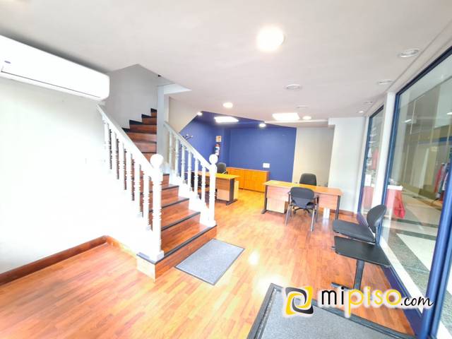 Local comercial en Alquiler en Centro