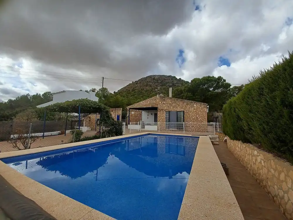 Vista exterior de Casa o xalet en venda en Yecla