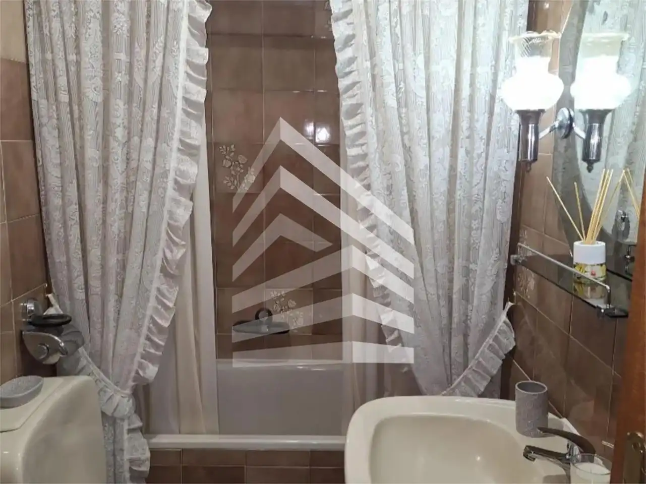 Bathroom of Flat for sale in Barcelona  with Air Conditioner, Heating and Terrace