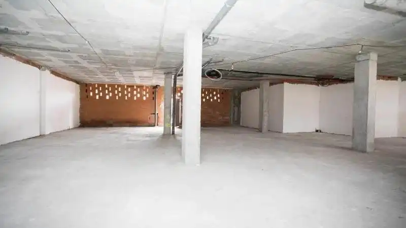 Local comercial en venta en PENEDES, imagen 3