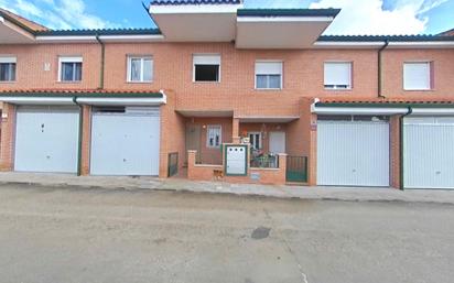 Exterior view of Single-family semi-detached for sale in Hormigos