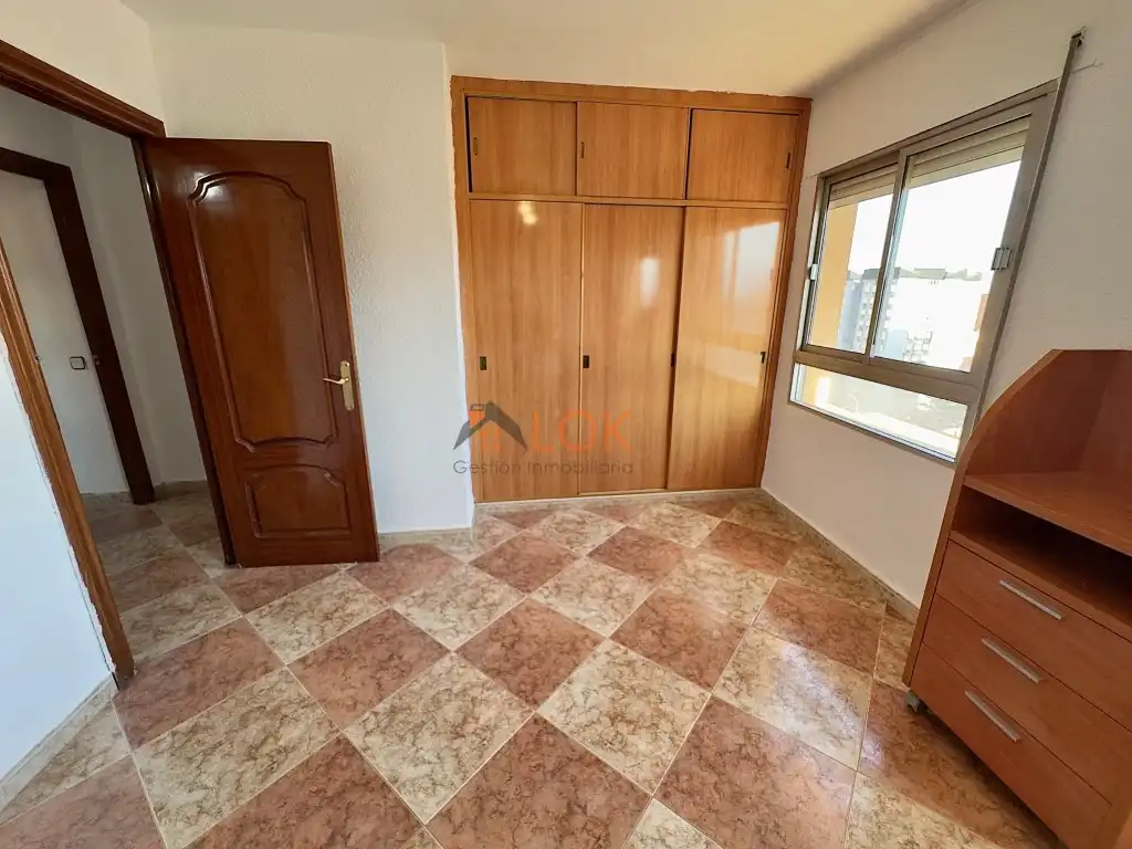 Bedroom of Flat for sale in Málaga