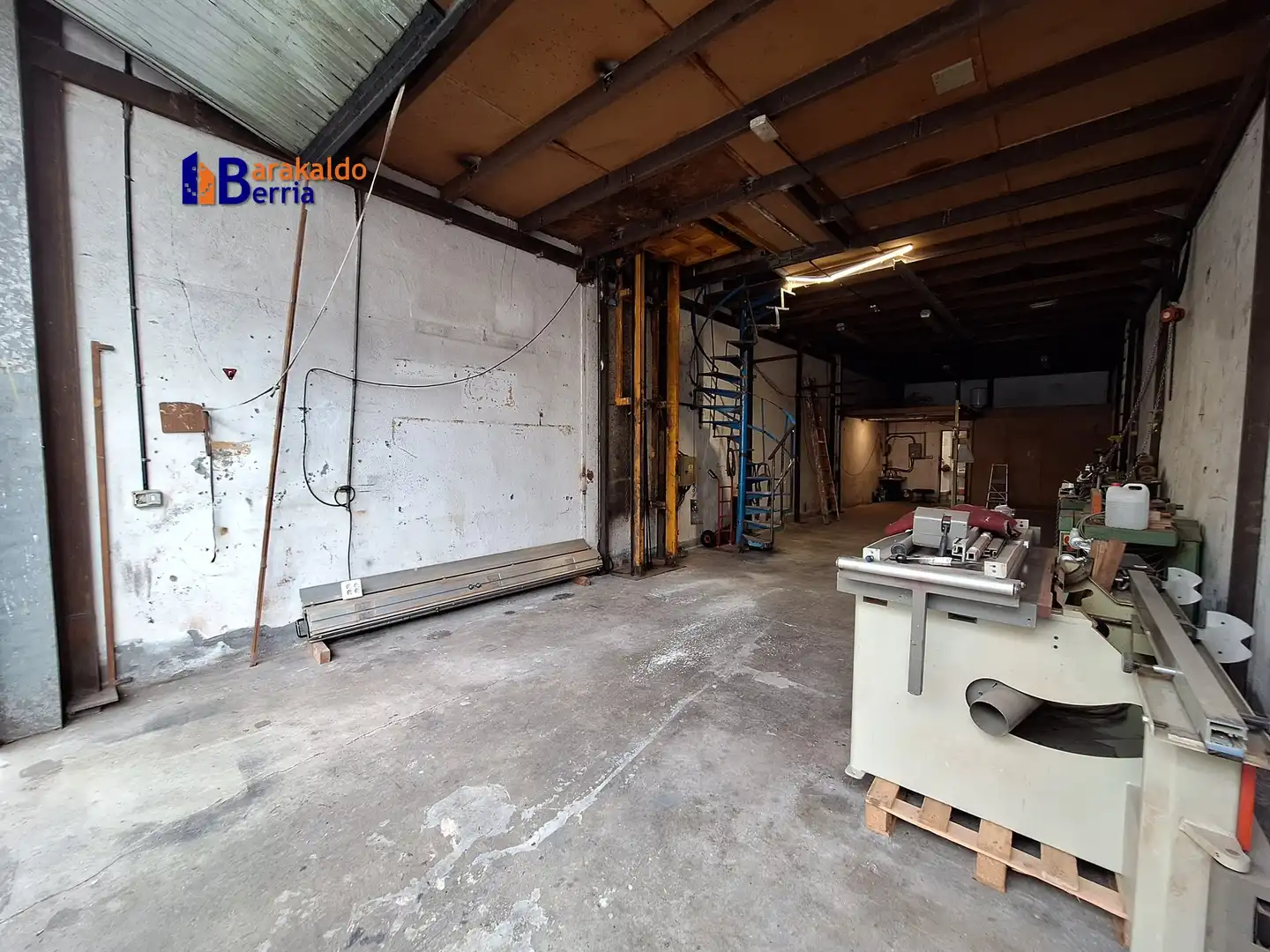 Nave industrielle à vendre à Polígono Industrial Aurrera Poligonoa