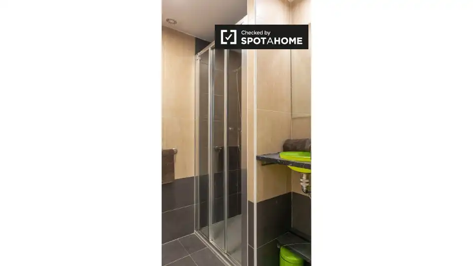 Habitación en Castellana