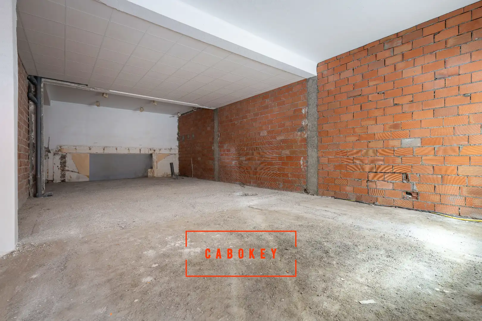 Local comercial en venda a Calle Tirso de Molina 10, imagen 4