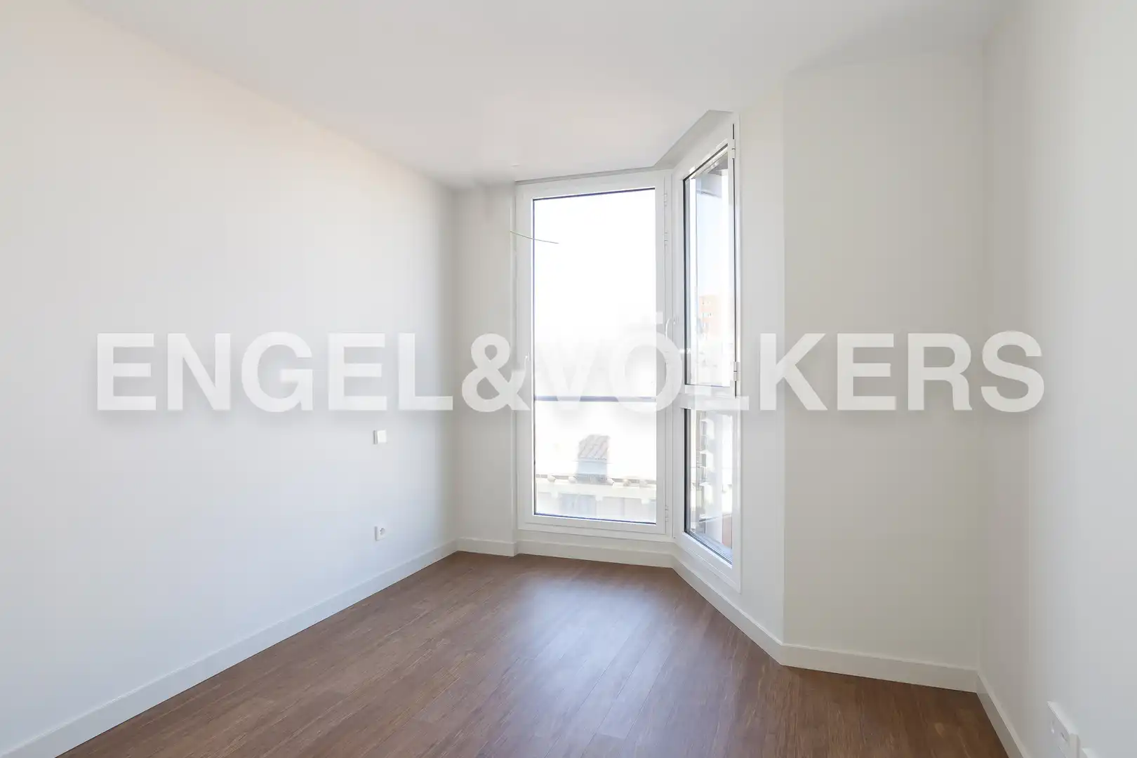 Bedroom of Flat for rent in Madrid  with Heating and Swimming Pool