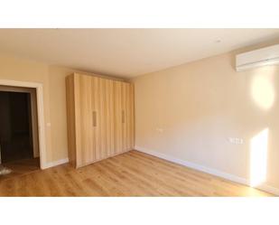 Bedroom of Flat to rent in Málaga Capital  with Air Conditioner, Heating and Parquet flooring