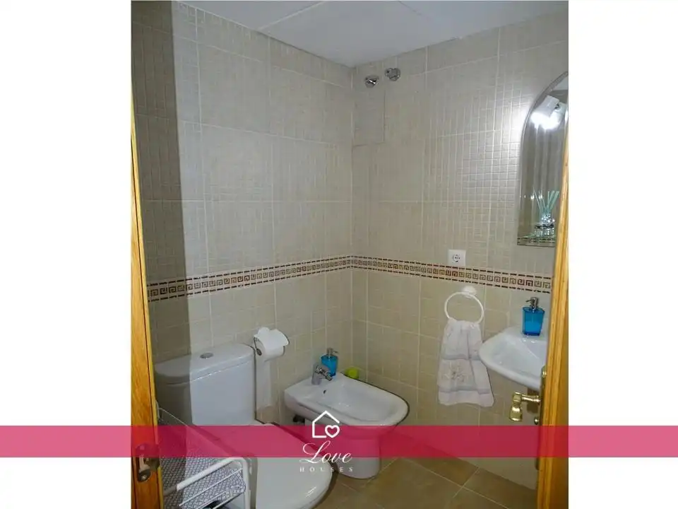 Bathroom of Apartments for sale in Chiclana de la Frontera  with Air Conditioner, Private garden and Community pool