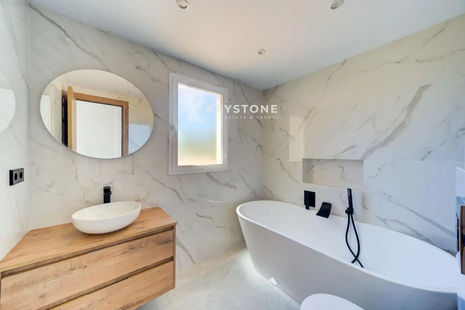 Bathroom of Houses for sale in Calvià  with Terrace, Storage room and Swimming Pool