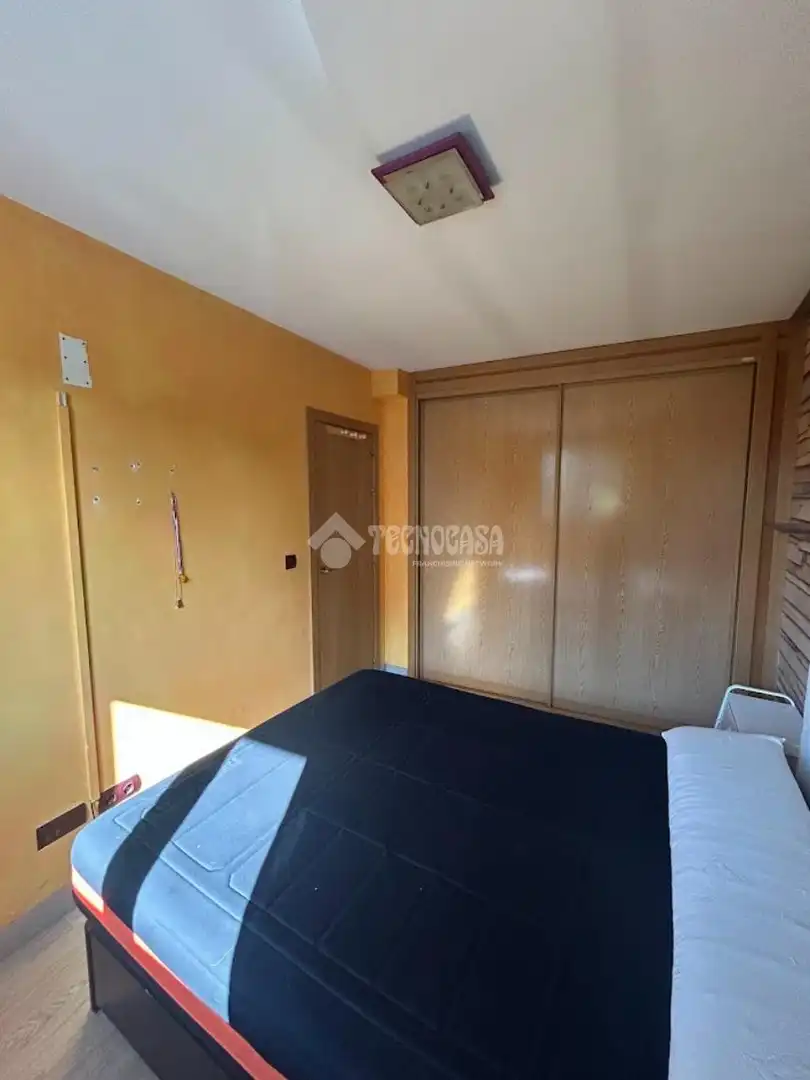 Bedroom of Flat for sale in Coslada