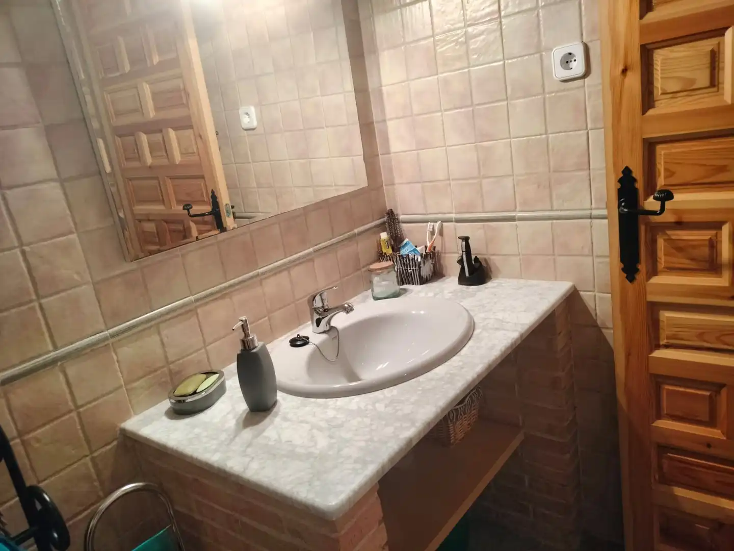 Badezimmer von Haus oder Chalet zum Verkauf in Almodóvar del Campo mit Heizung, Terrasse und Abstellraum