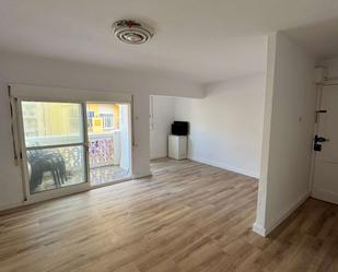 Sala d'estar de Apartament per a compartir en Sueca amb Aire condicionat i Terrassa
