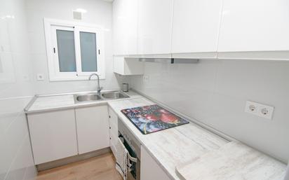 Kitchen of Flat for sale in  Barcelona Capital